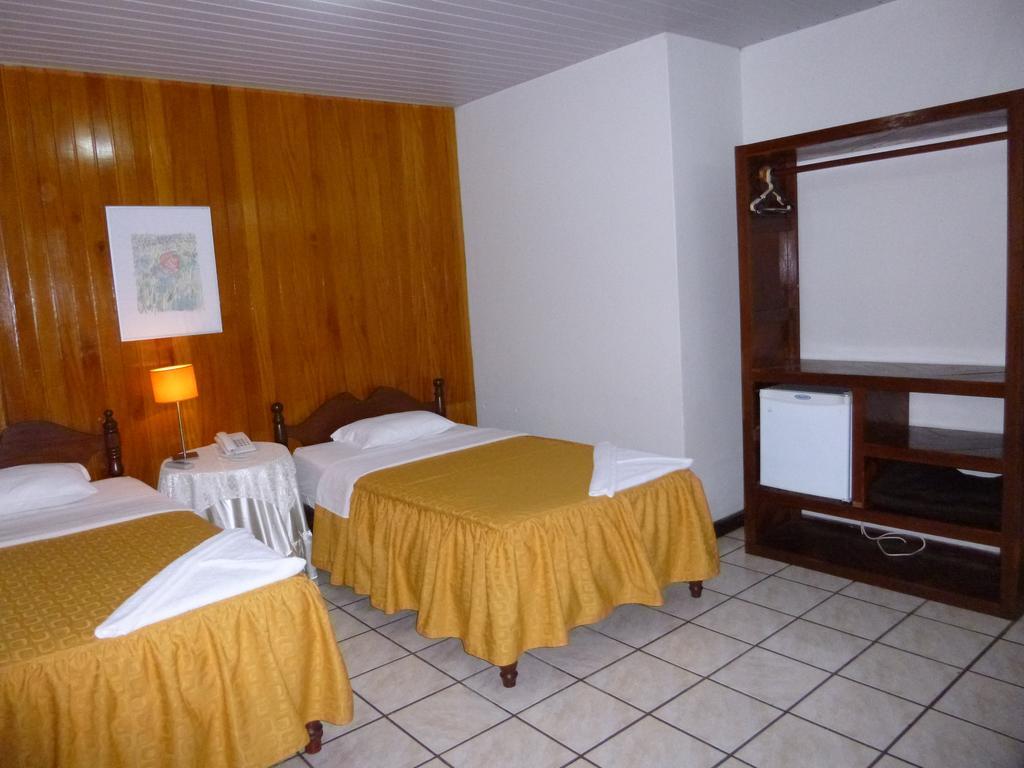 Hotel Cabana Quinta Puerto Maldonado Værelse billede